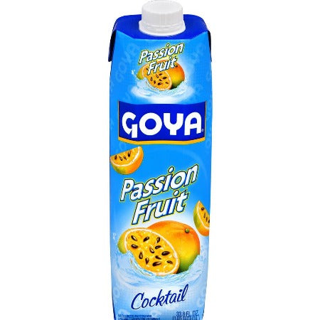 Jugo de Chinola GOYA / passion fruit cocktail